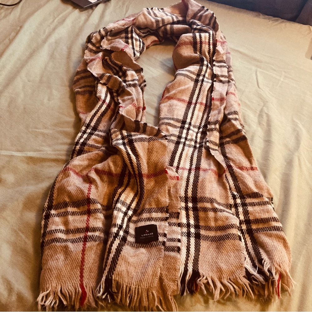 V. Fraas Checkered Scarf